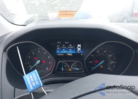 2016 Ford Focus Se z USA, uszkodzony, nr VIN 1FADP3K26GL290997